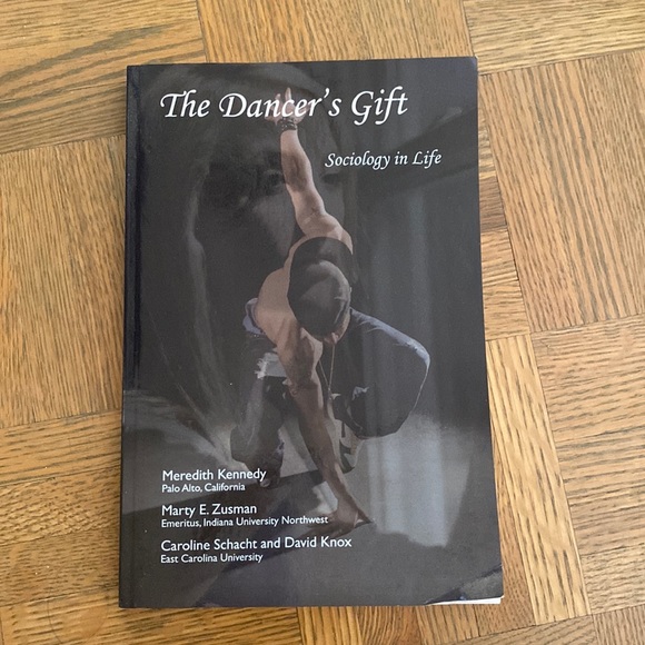 The Dancers Gift - Picture 1 of 4